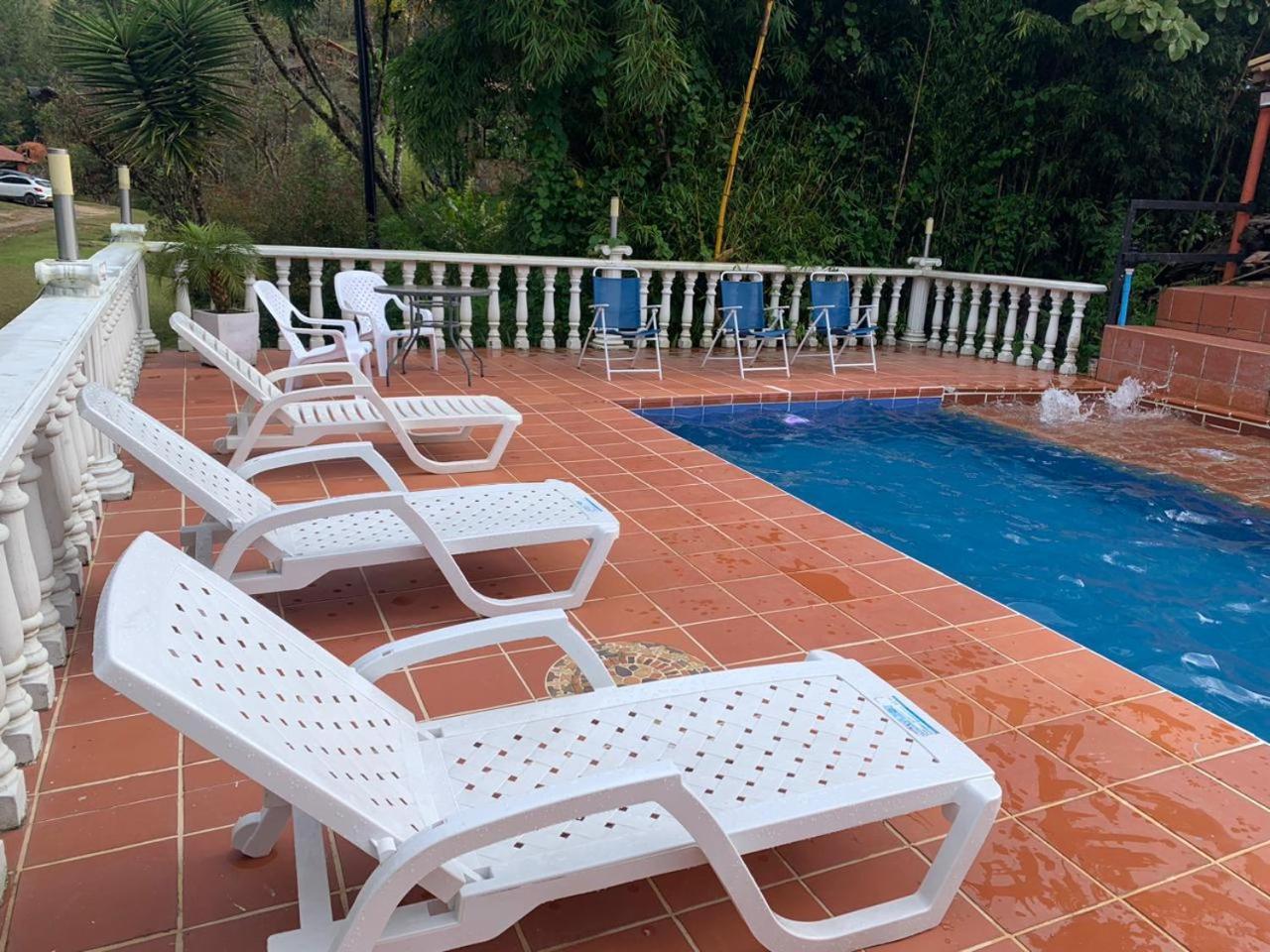 Finca Hotel La Bonita Guatape Bagian luar foto